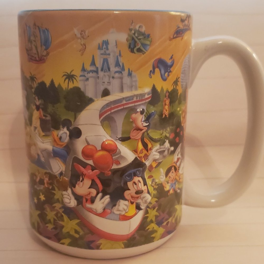 Vintage Walt Disney Coffee Mug  (2000 Magic Kingdom Anniversary 45 years of mag)